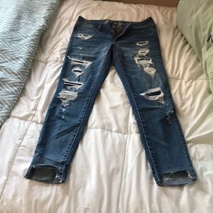 American eagle distressed begging